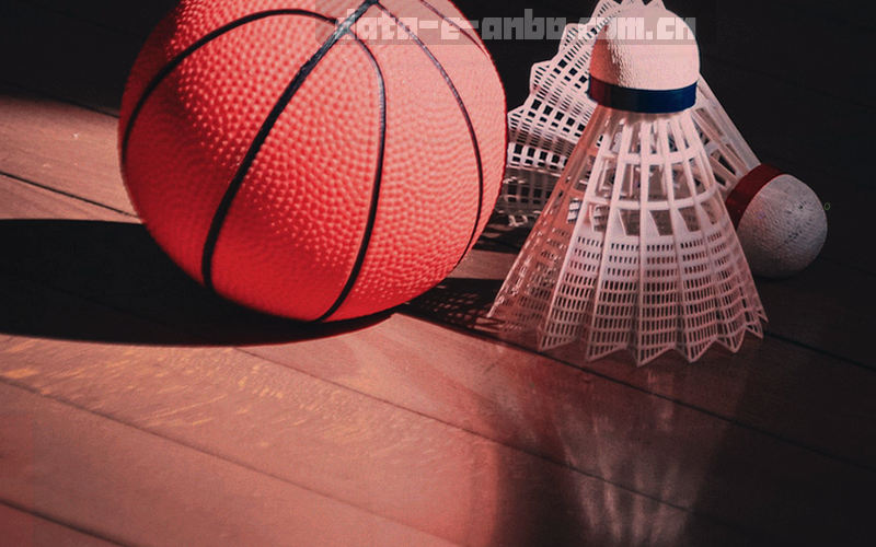简化的地图网格与定位标记，科技感风格的位置示意图